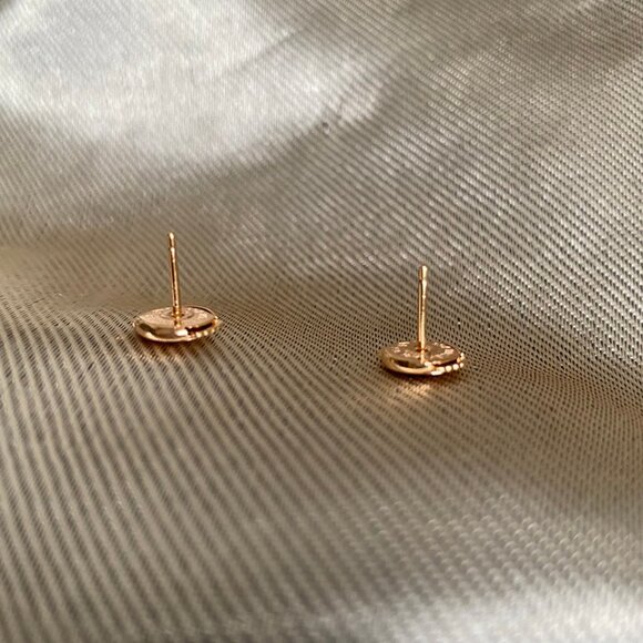 Chaumet Red Stud Earrings - Picture 4 of 12